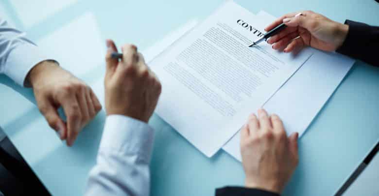 outsourcing contractual structure